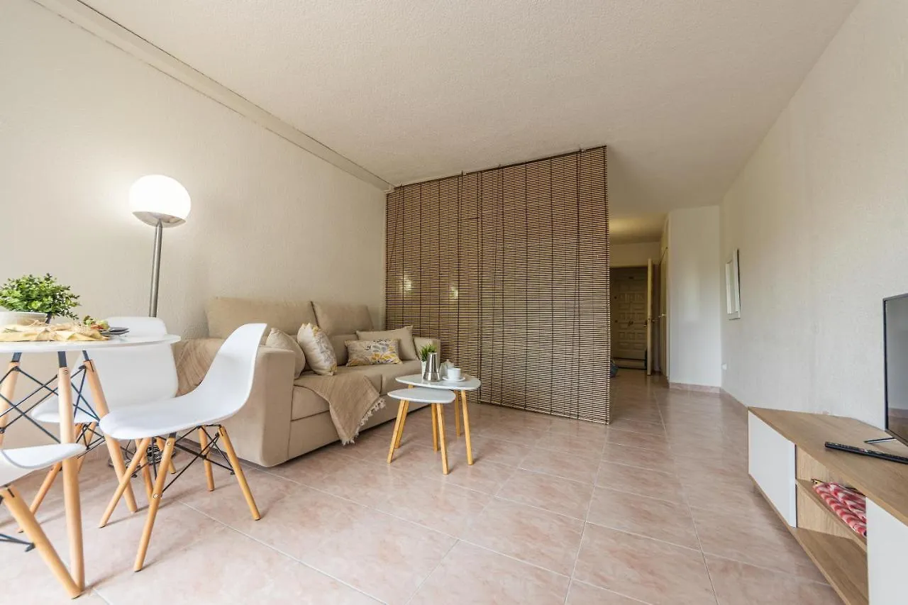 Apartamentos Alboran-Arysal Salou Spain