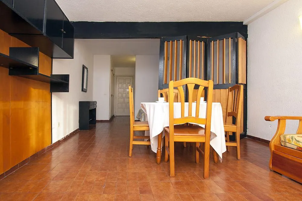 Apartamentos Alboran-Arysal Salou Apartment